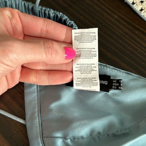 PrettyLittleThing Blue Satin Triangle Bralette & Wide Leg Trouser Set - Picture 9 of 9